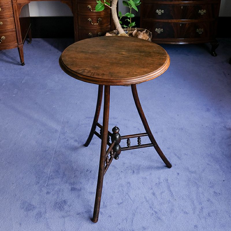 Uno Antiques|ダイニングテーブル／カフェテーブル一覧|英国イギリス